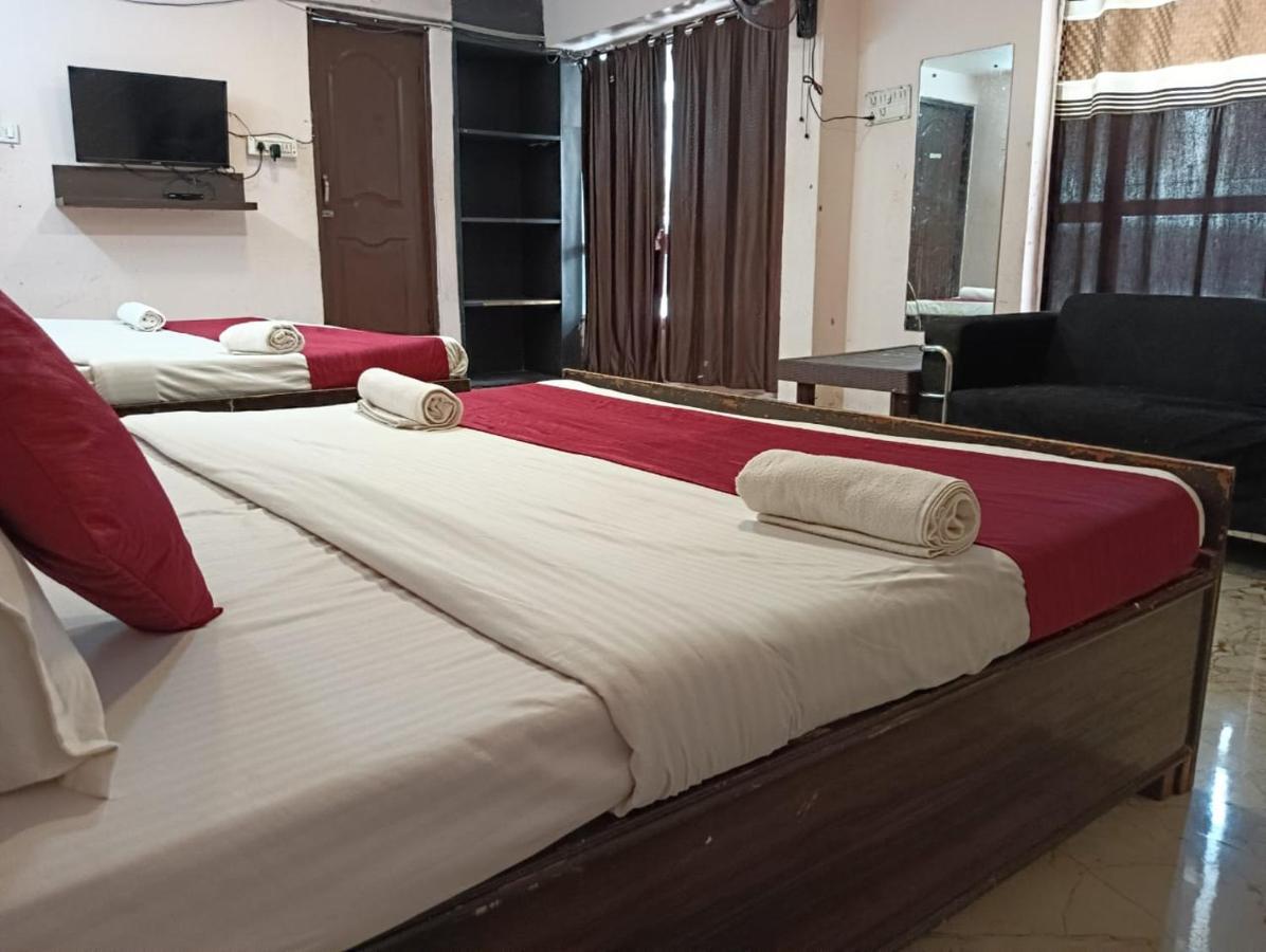 Shree Krishna Hotel Inn Варанаси Екстериор снимка